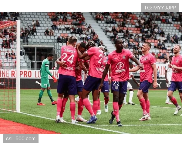 马赛控球率超六成压制布雷斯特 进攻组织流畅显现争冠底气